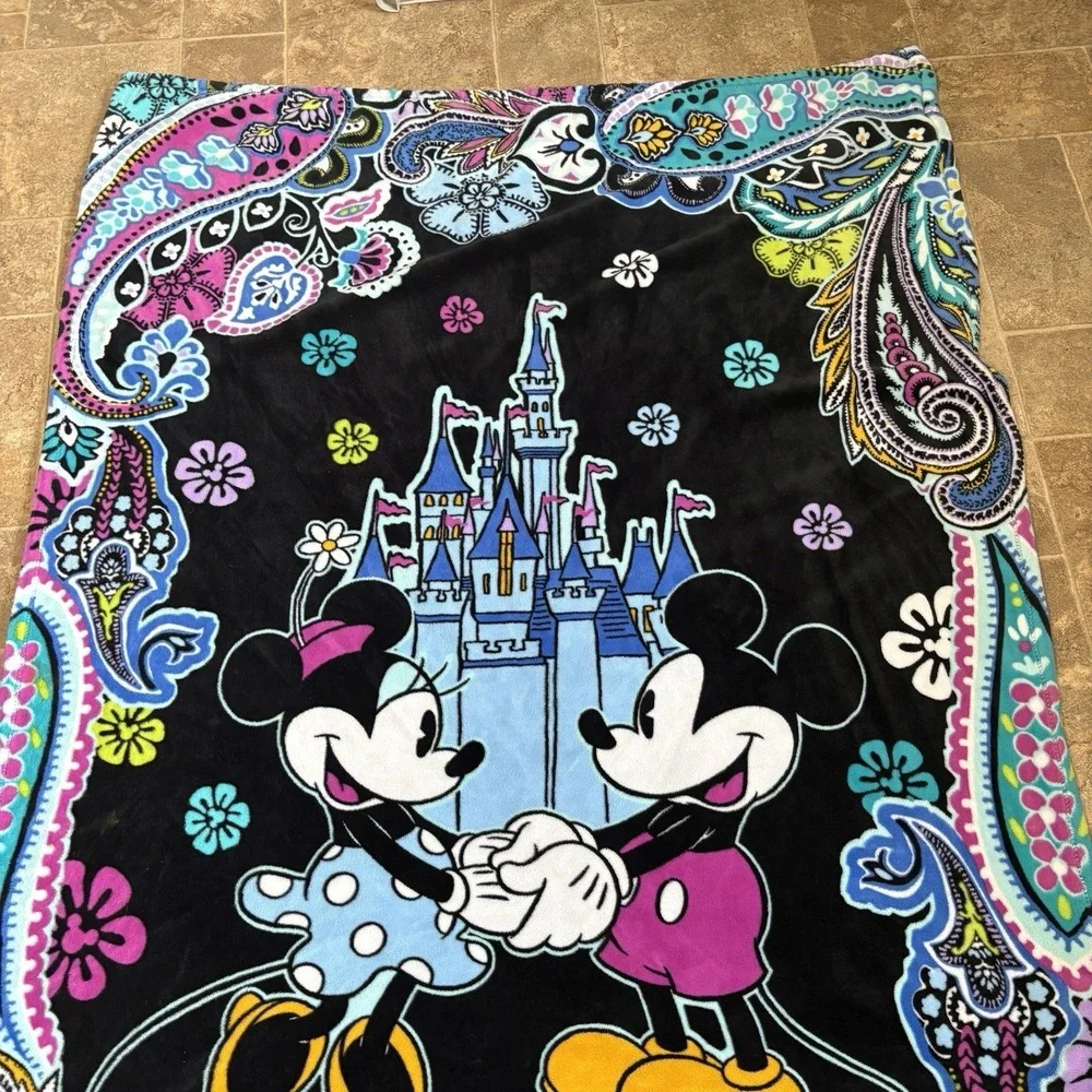 Vera Bradley Disney Plush Throw Blanket Mickey's Paisley Celebration 80x50